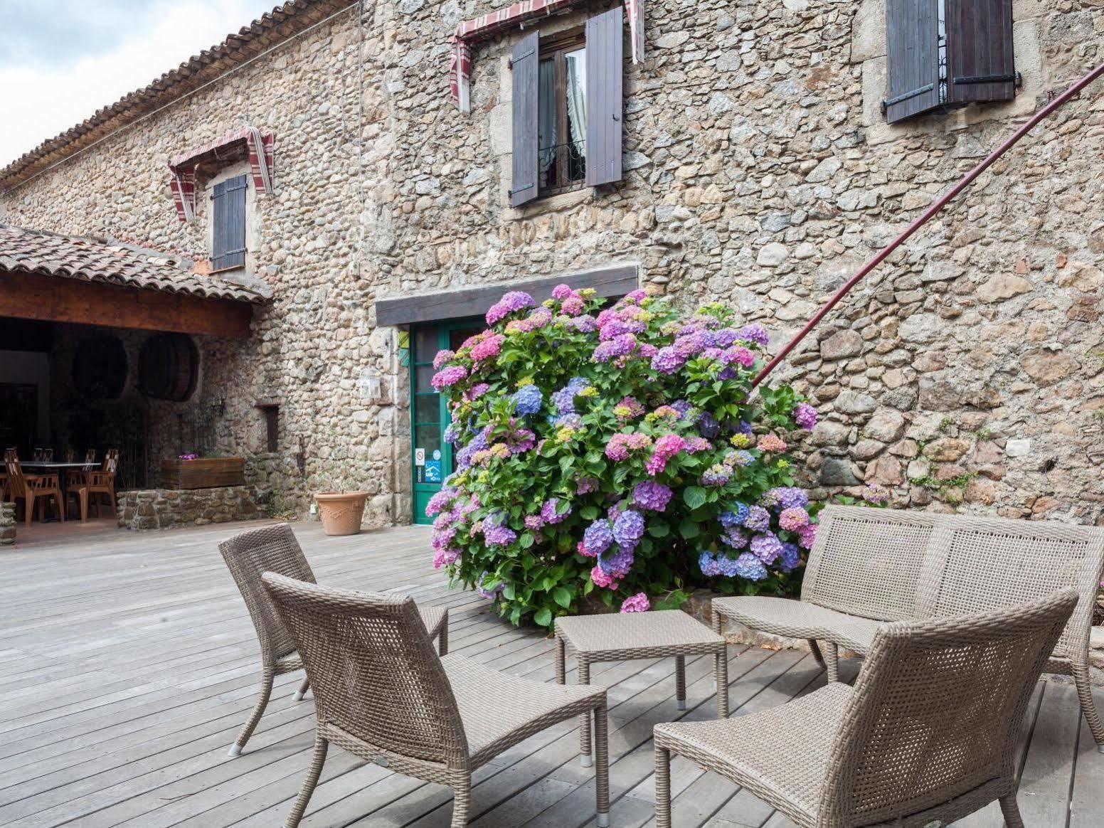 Logis Hotel Restaurant Auberge Du Peras Saint-Jean-du-Gard Exterior photo